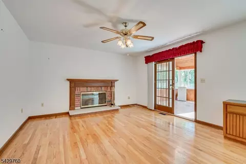 194 Plainfield Rd, Edison, NJ 08820 photo 32