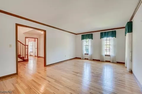 194 Plainfield Rd, Edison, NJ 08820 photo 33