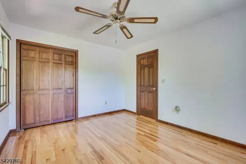 194 Plainfield Rd, Edison, NJ 08820 photo 9