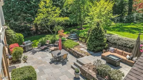 Exterior - 230 Summit Ave, Summit, NJ 07901 photo 6 of 8