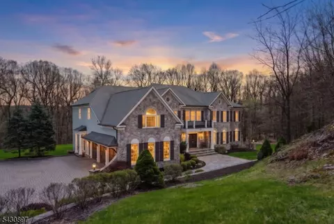 3 Quarterhorse Xing, Sparta, NJ 07871