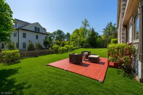 Exterior - 36 Beverly Rd, Madison, NJ 07940 photo 7 of 10