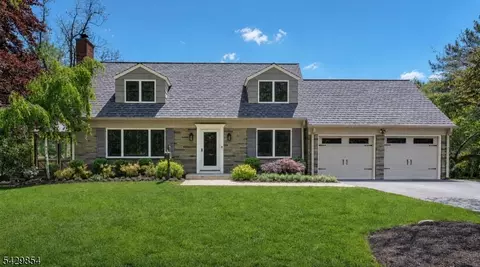 Exterior - 36 Beverly Rd, Madison, NJ 07940 photo 2 of 10