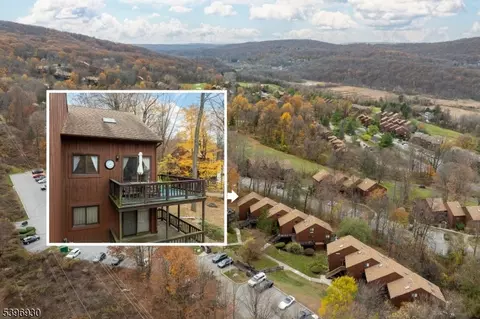 4 Sunrise Dr #10, Vernon, NJ 07462
