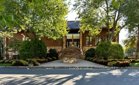 19 Moran Rd, West Orange, NJ 07052