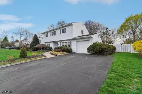15 Ella Ln, Wayne, NJ 07470 photo 48