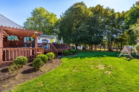 15 Ella Ln, Wayne, NJ 07470 photo 43