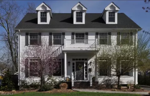 210 Sinclair Pl, Westfield, NJ 07090