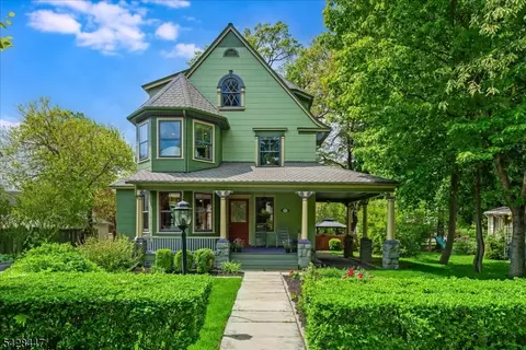 118 S Fullerton Ave, Montclair, NJ 07042