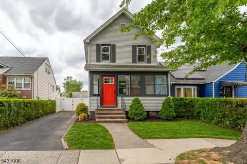 422 Faitoute Ave, Roselle Park, NJ 07204