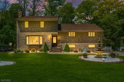 262 Timber Dr, Berkeley Heights, NJ 07922