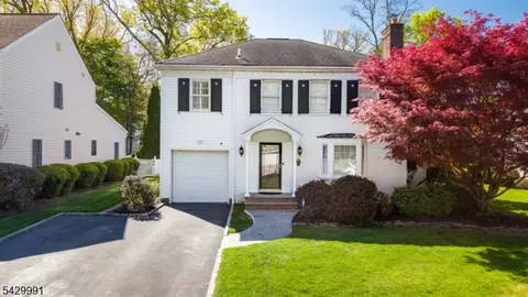 33 Exeter Rd, Short Hills, NJ 07078