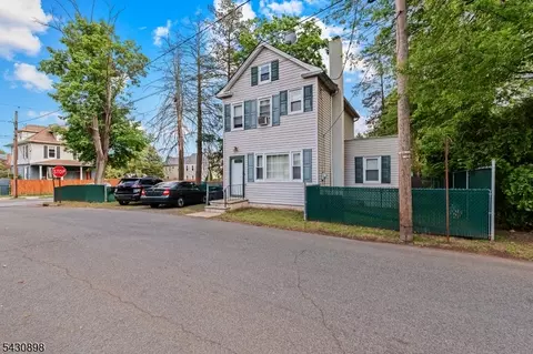 632 Millers Ln, Rahway, NJ 07065