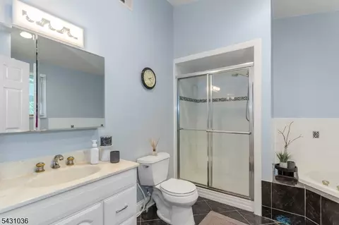 16 Barbara Way, Wayne, NJ 07470 photo 20