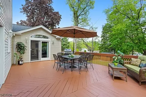 16 Barbara Way, Wayne, NJ 07470 photo 30