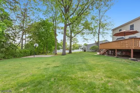 16 Barbara Way, Wayne, NJ 07470 photo 33
