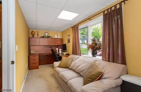16 Barbara Way, Wayne, NJ 07470 photo 28