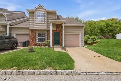 64 Cambridge, Oxford, NJ 07863