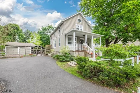 6 Maple St, Bernardsville, NJ 07924