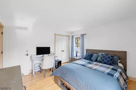 4 Michele Ct, Wayne, NJ 07470 photo 32