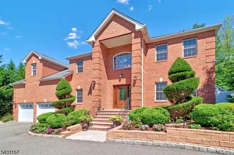 301 Greenwood Ave, Florham Park, NJ 07932