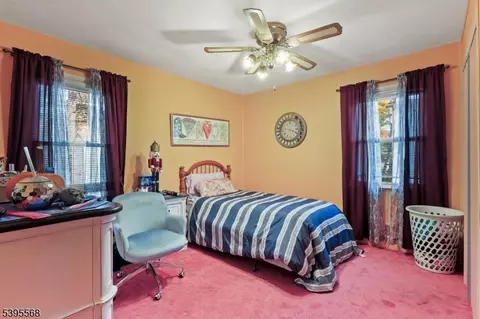Bedroom - 32 Ruby St, Springfield, NJ 07081 photo 4 of 10