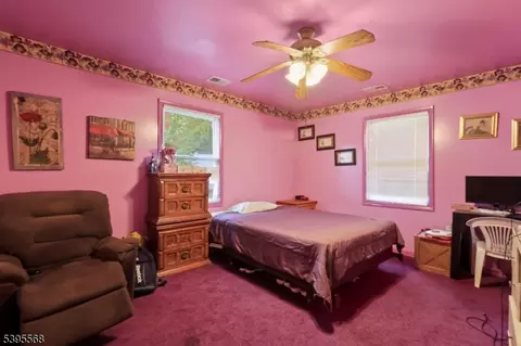 Bedroom - 32 Ruby St, Springfield, NJ 07081 photo 8 of 10