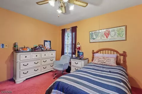 Bedroom - 32 Ruby St, Springfield, NJ 07081 photo 3 of 10