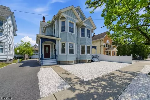 82 Pequannock St, Dover, NJ 07801