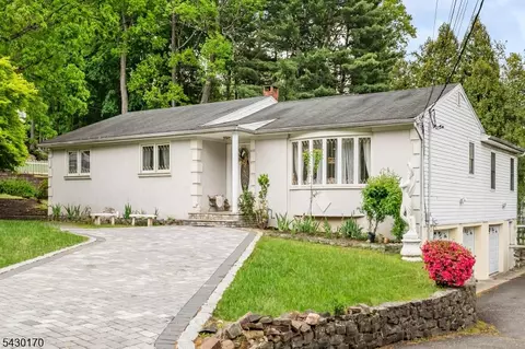 210 Alps Rd, Wayne, NJ 07470