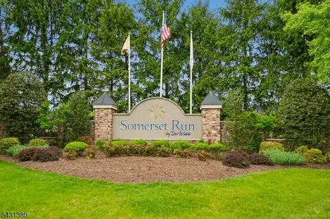 2104 Conrad Way #104, Somerset, NJ 08873