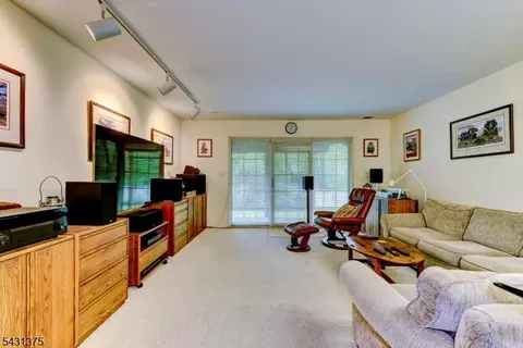 40 Worcester Dr, Wayne, NJ 07470 photo 41
