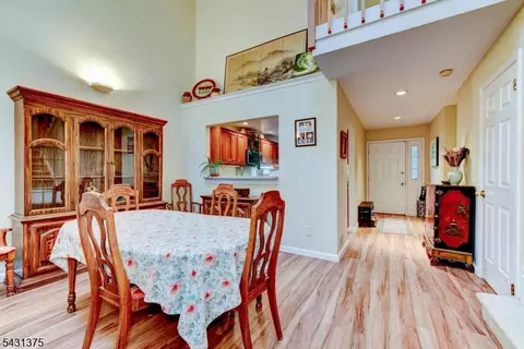 40 Worcester Dr, Wayne, NJ 07470 photo 17