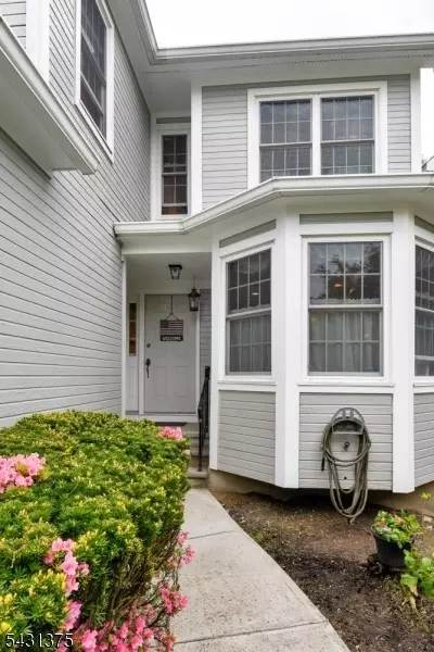 40 Worcester Dr, Wayne, NJ 07470 photo 3