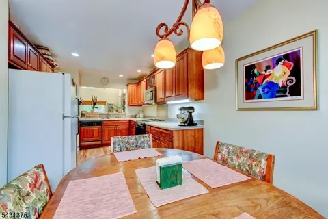40 Worcester Dr, Wayne, NJ 07470 photo 23