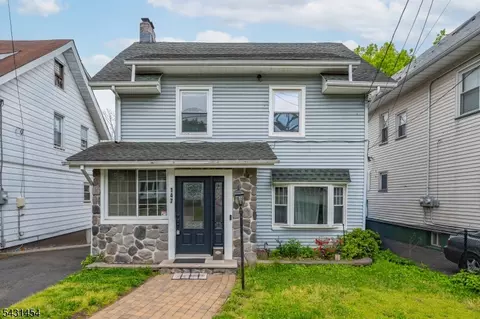 147 Clinton Ave, Clifton, NJ 07011