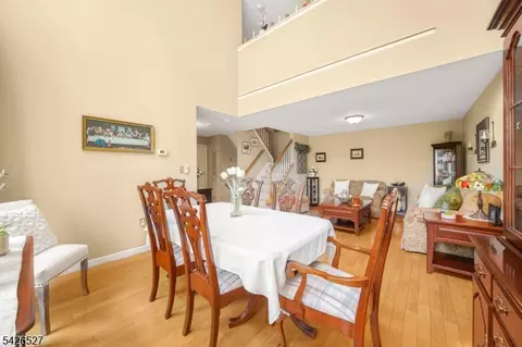 110 Warbler Dr, Wayne, NJ 07470 photo 8