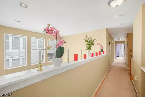 110 Warbler Dr, Wayne, NJ 07470 photo 16