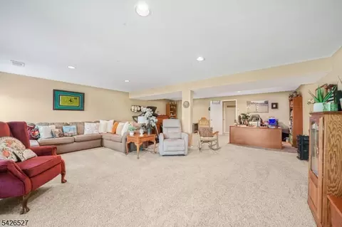 110 Warbler Dr, Wayne, NJ 07470 photo 27