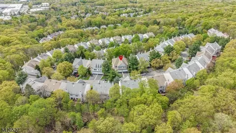 110 Warbler Dr, Wayne, NJ 07470 photo 36