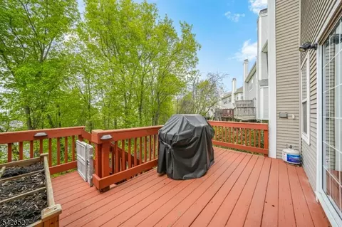 110 Warbler Dr, Wayne, NJ 07470 photo 29