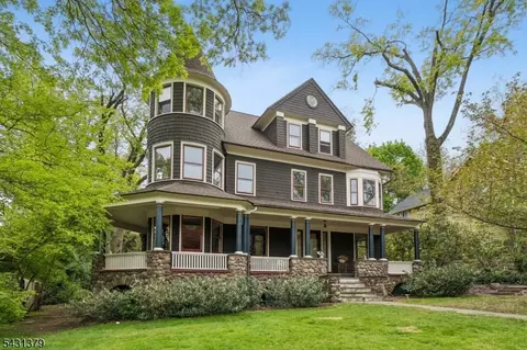 12 Claremont Ave, Maplewood, NJ 07040