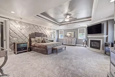 305 Blauvelt Ct, Paramus, NJ 07652 photo 28