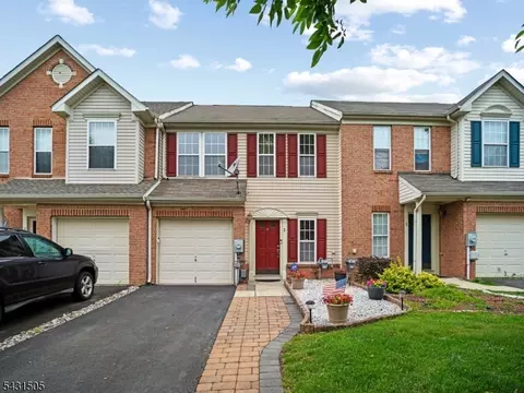 3 Caramel Dr, Lumberton Township, NJ 08048