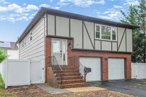 409 N 15th St, Kenilworth, NJ 07033