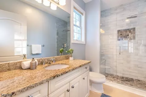 3 Christopher Ct, Montclair, NJ 07042 photo 33