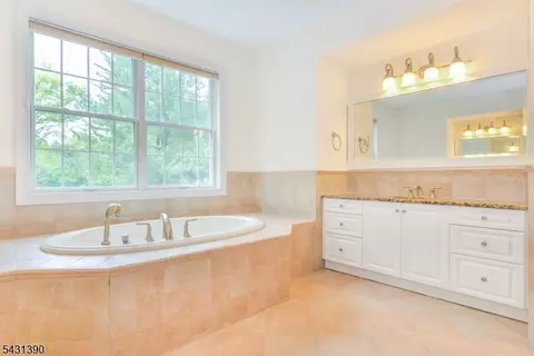 3 Christopher Ct, Montclair, NJ 07042 photo 25