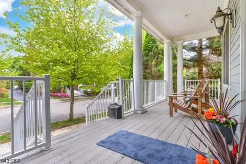 3 Christopher Ct, Montclair, NJ 07042