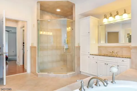 3 Christopher Ct, Montclair, NJ 07042 photo 27