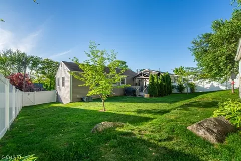 540 Herrick Dr, Dover, NJ 07801 photo 7